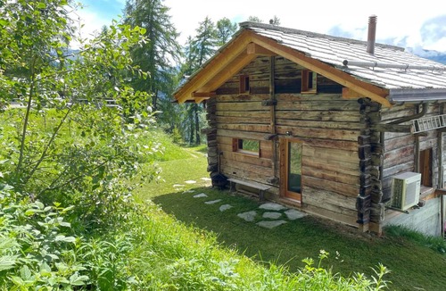 Mase Ski Chalet | 100 m² Chalet ∙ 2 bedrooms ∙ 6 guests
