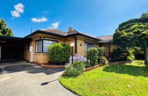 Traralgon Hotel | 120 m² Motel ∙ 2 bedrooms ∙ 127 guests