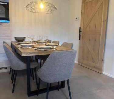Ruiselede House | 133 m² House ∙ 2 bedrooms ∙ 6 guests