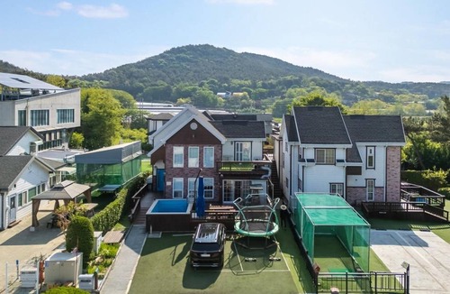 Ansan House | 181 m² Motel ∙ 3 bedrooms ∙ 10 guests