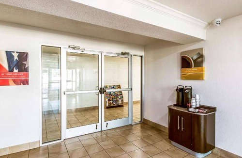 Euless Hotel | 19 m² Hotel ∙ 127 guests