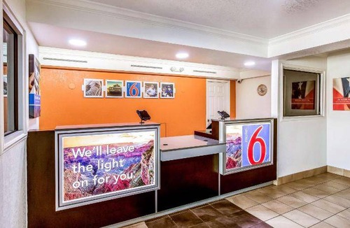 Euless Hotel | 19 m² Hotel ∙ 127 guests