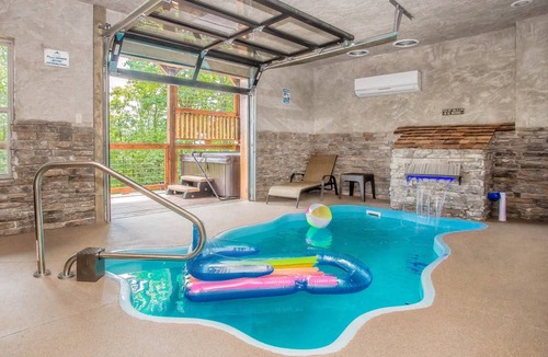 Chalet Village House | 215 m² House ∙ 2 bedrooms ∙ 8 guests