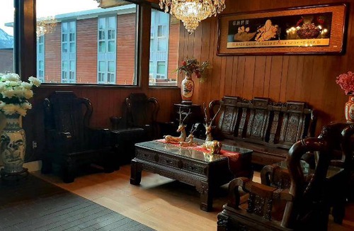 Revelstoke Hotel | 25 m² Hotel ∙ 10 guests