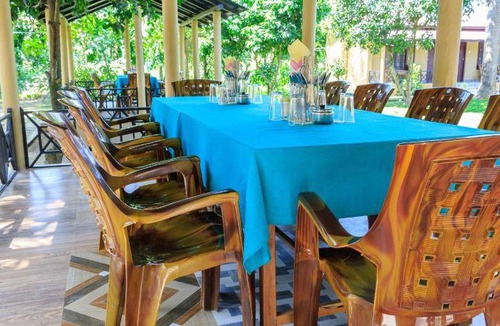 Sauraha Resort | 25 m² Resort ∙ 2 bedrooms ∙ 3 guests