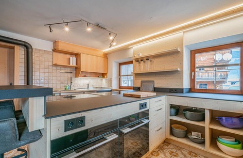 Feuring House | 300 m² House ∙ 13 bedrooms ∙ 27 guests