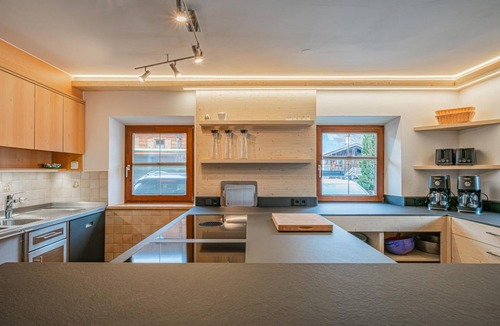 Feuring House | 300 m² House ∙ 13 bedrooms ∙ 27 guests