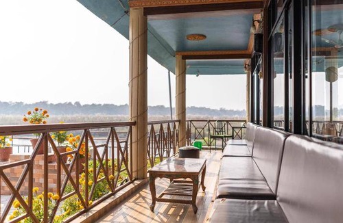 Sauraha Resort | 32 m² Resort ∙ 3 guests