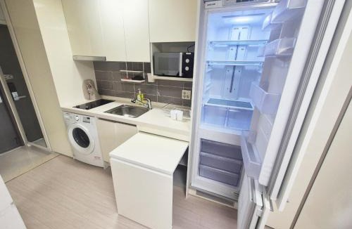 Seolcheon-myeon Apartment | 3217#Gangnam Urban Vogue Suites #Top-rated Unit # All-New Furniture & Peaceful Vibe# Sinnonhyeon 1min