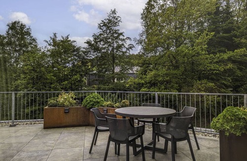 Groenebach Apartment | 330 m² Apartment ∙ 11 bedrooms ∙ 21 guests