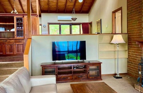 Kalorama House | 3997 m² House ∙ 3 bedrooms ∙ 7 guests
