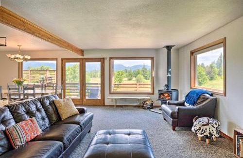 Randle House | 51 Mi to Mt Rainier Mtn-View Escape on 8 Acres!