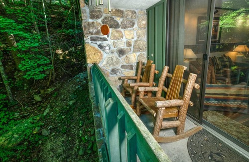 Chalet Village Condo | 67 m² Condo ∙ 1 bedroom ∙ 4 guests