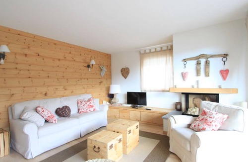 Zuoz Apartment | 90 m² Apartment ∙ 2 bedrooms ∙ 4 guests