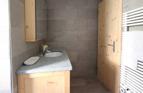 Zuoz Apartment | 90 m² Apartment ∙ 2 bedrooms ∙ 4 guests