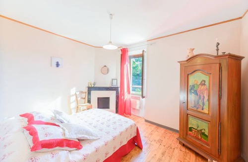 Largentiere House | 90 m² House ∙ 3 bedrooms ∙ 6 guests