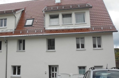 Hagelloch Apartment | Apartment 'Graf' with Private Terrace, Shared Garden and Wi-Fi