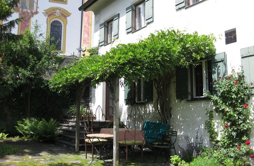 Telfes im Stubai Apartment | Apartment with garden & SWIMMING POOL, pets allowed, mountain railways for free