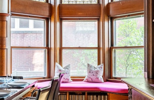 Uptown House | Beautiful 6BR mansion, 4 parking spots, sleeps 21! Walk to Wrigley & the lake!