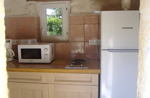 La Garde-Adhemar Bed & Breakfast | Bed and Breakfast 'Annaïs' with Shared Pool, Shared Garden and Wi-Fi