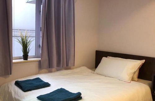 Tsim Sha Tsui House | Cebu Hostel