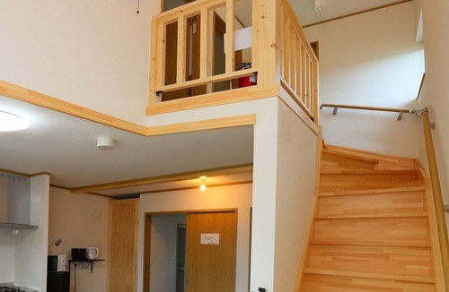 Nakafurano Cottage | Charming 2-bedroom cottage in awesome 中富良野町 with WiFi, AC
