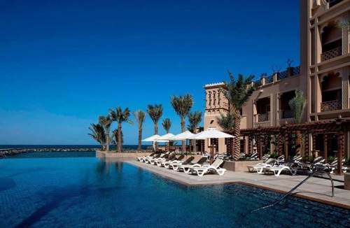 Beach & Coast Apartment | Club Executive Suite Near Al Heera Beach Sharjah