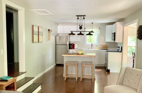 Carlisle House | Cozy Cottage in the Woods