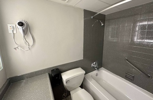 Liberty Hotel | Days Inn by Wyndham Liberty