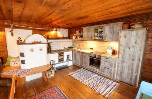 Rohrmoos-Untertal Ski Chalet | Die weisse Wand Almen