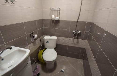 Etropole House | Etobicoke -Стаи за гости