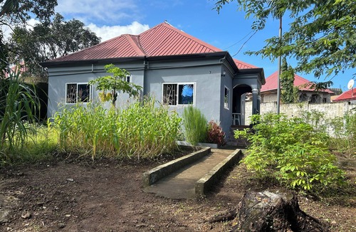 Freetown Apartment | Exclusive Boutique Style Villa