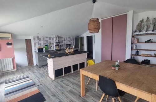 Sidi Fredj Apartment | F2 in "Dareddroudj" apartment hotel - sea view - 25 M² terrace - garden - swimming pool