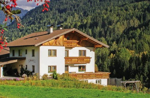 Trins Apartment | Ferienwohnung in ruhiger Lage