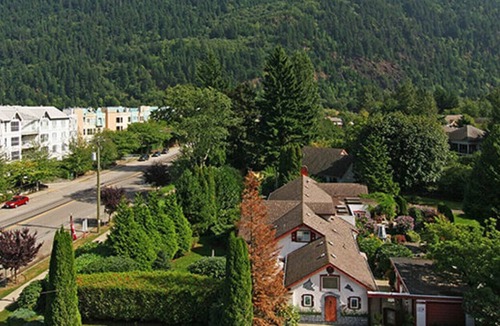 Harrison Hot Springs Apartment | Four Bedroom Penthouse Suite with Lakeview - Harrison Lake View Suites