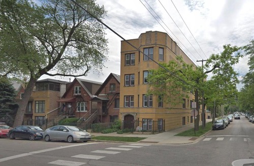 Ukrainian Village Apartment | FRONTDESK Updated 2 BR Apt with Full Kitchen
