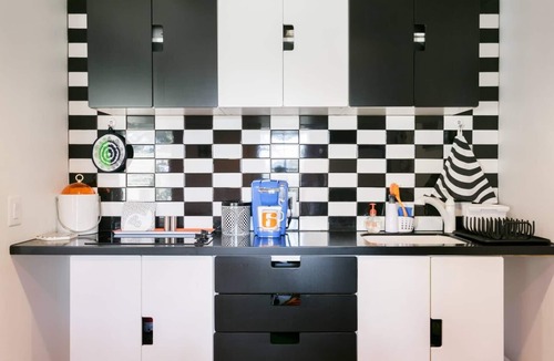 Sunset Junction Apartment | Fun Pop-Art Pad in Silver Lake, Huge Balcony with Park View