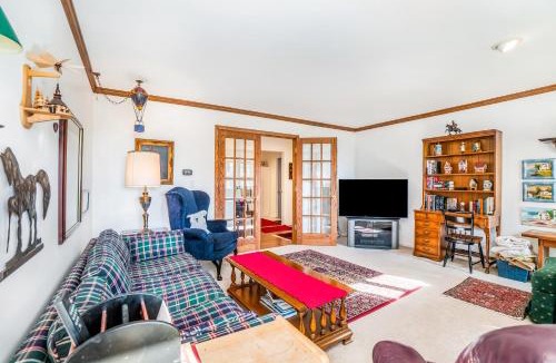 Arcadia House | Hidden Gem