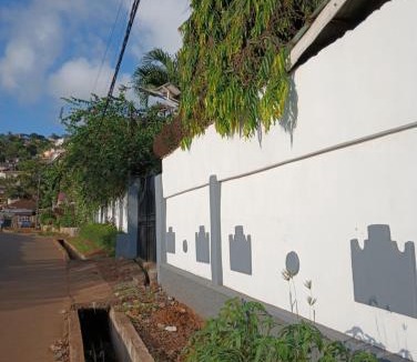 Freetown Villa | Himma's Luxury Family Suite