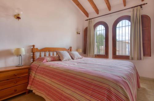 Empedrola House | Holiday Home Peeters by Interhome