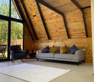 Sirinsulhiye Ski Chalet | Honey Bungalow Kartepe - With Hot Pool