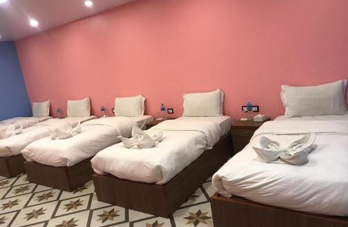 Madhyapur Thimi Resort | Hotel Gadhi View & Resort