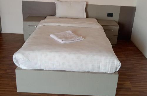 Madhyapur Thimi Resort | Hotel Gadhi View & Resort