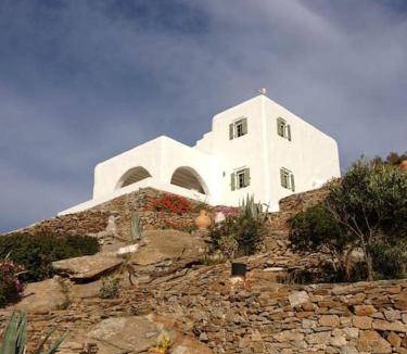 Ios House | House ∙ 3 bedrooms ∙ 6 guests