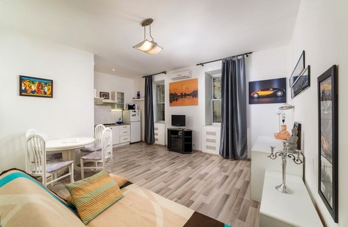 Lypky Apartment | 🌏💛💙🇺🇦 in Київ