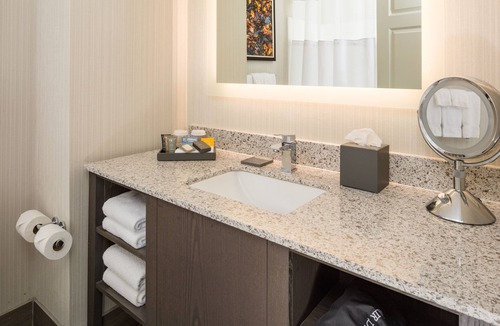 Middletown Hotel | Inn at Middletown