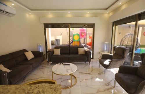 Al Rama Ski Chalet | Jumeirah Chalet جميرا شاليه