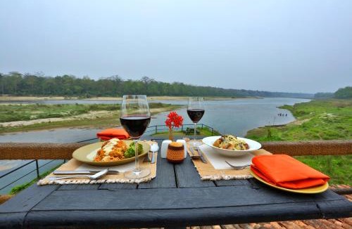 Bharatpur Resort | Jungle Villa Resort - Near Chitwan National Park