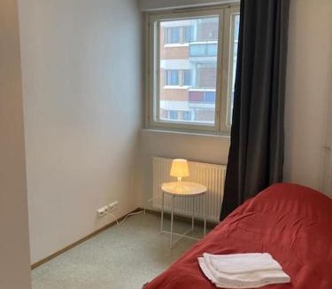 Aviapolis Apartment | Kotimaailma - Kalustettu saunallinen asunto kuudelle