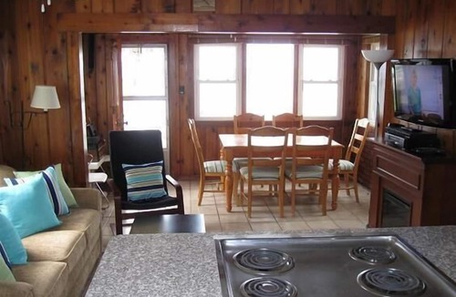 Manistee Cottage | Lake Michigan Beachfront and Spectacular Sunset Views!